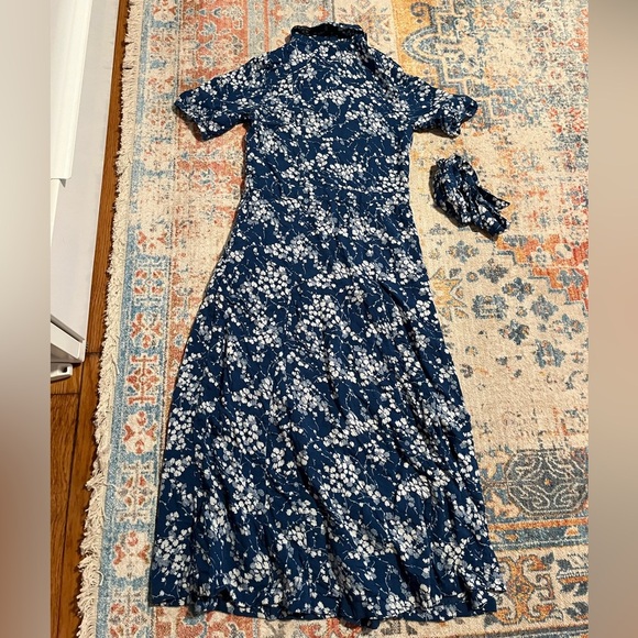 Fat Face floral print short-sleeved tie-waist button-up midi shirtdress - Picture 8 of 9